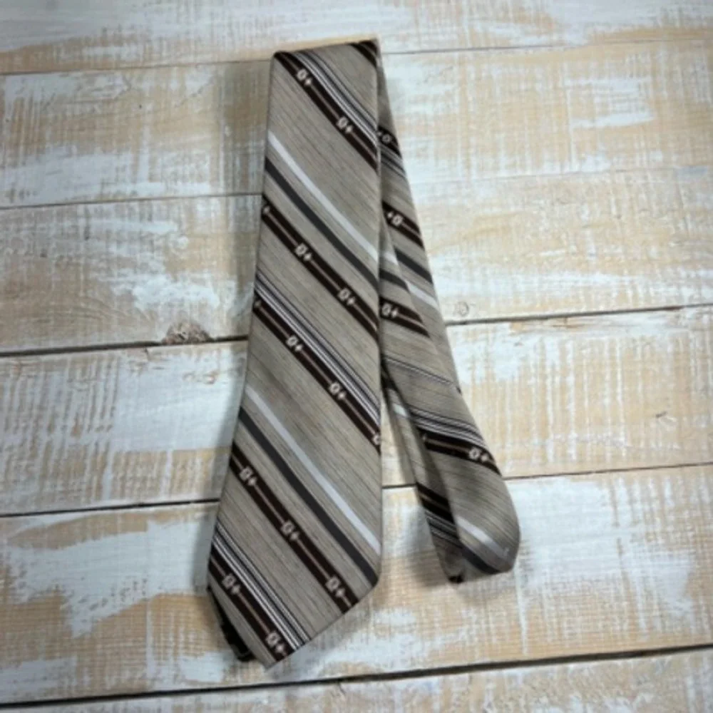 Wembley Mens Necktie Brown Black Stripe‎ One Size
